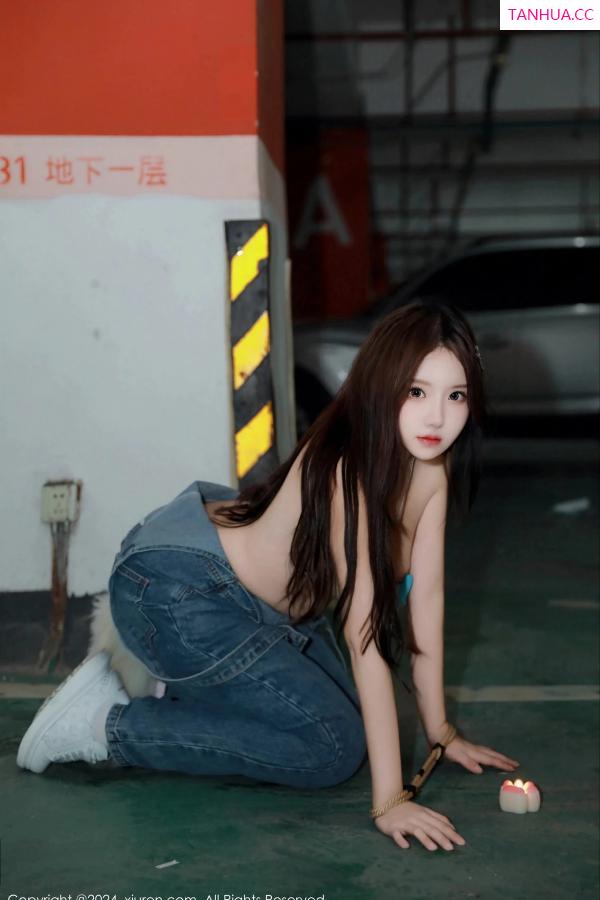   [XiuRen]高清写真图 2024.02.07 No.8087 小薯条nienie 美腿性感第73张图片